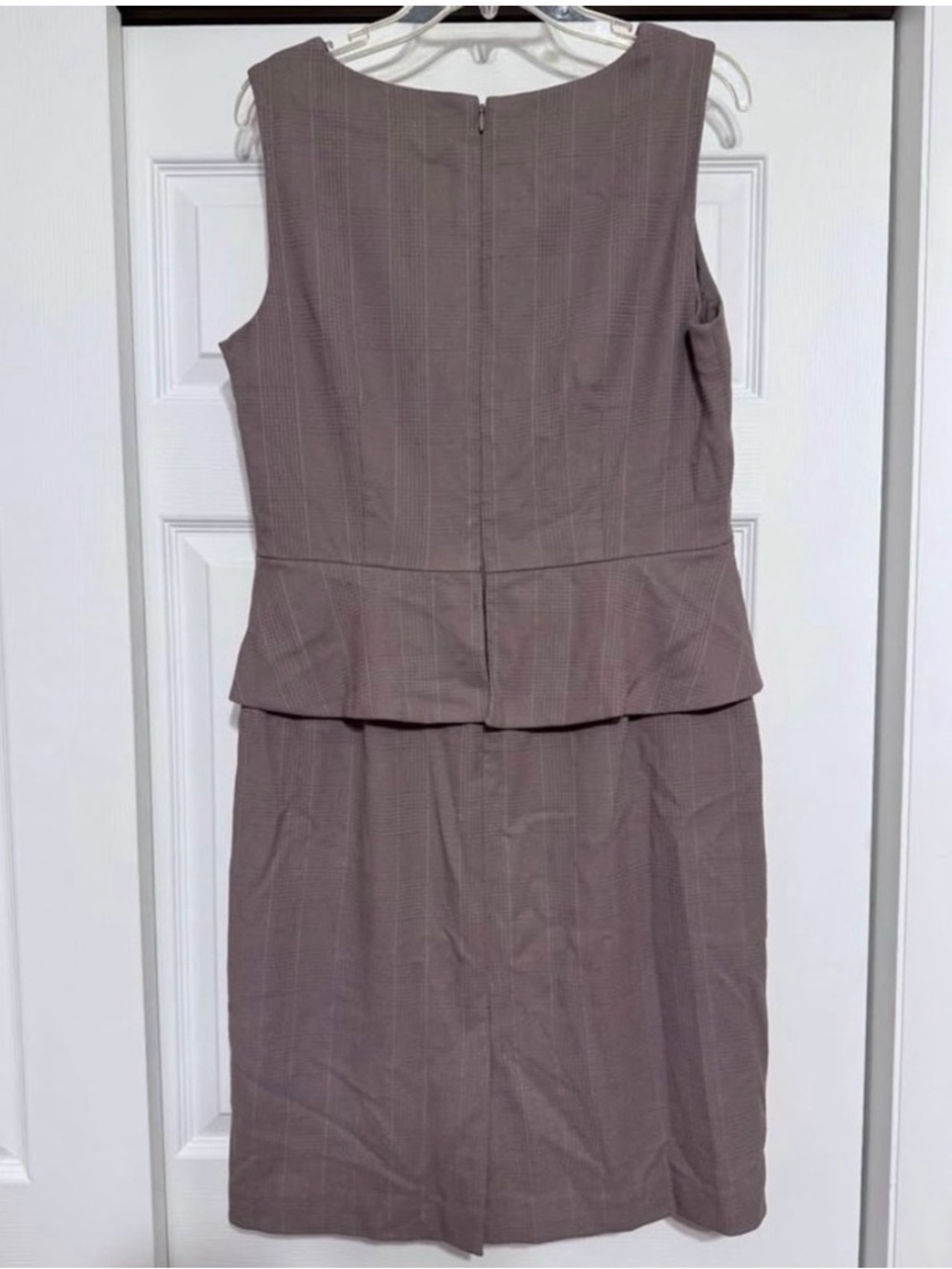 Ann Taylor Taupe Sleeveless Peplum Sheath Dress - Picture 4 of 10